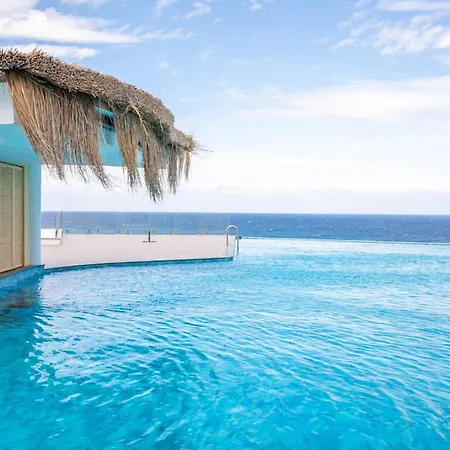 Luxury With Pool And Stunning Sea View * Agios Georgios (Girne)