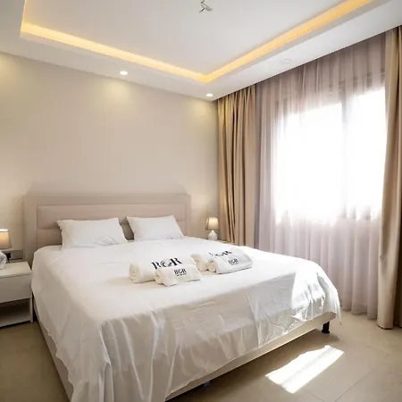 Luxury With Pool And Stunning Sea View Lägenhet *